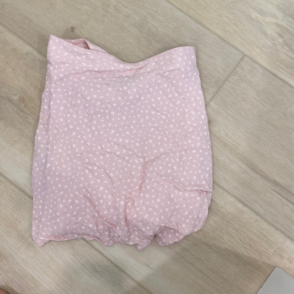 brandy melville mini skirt
